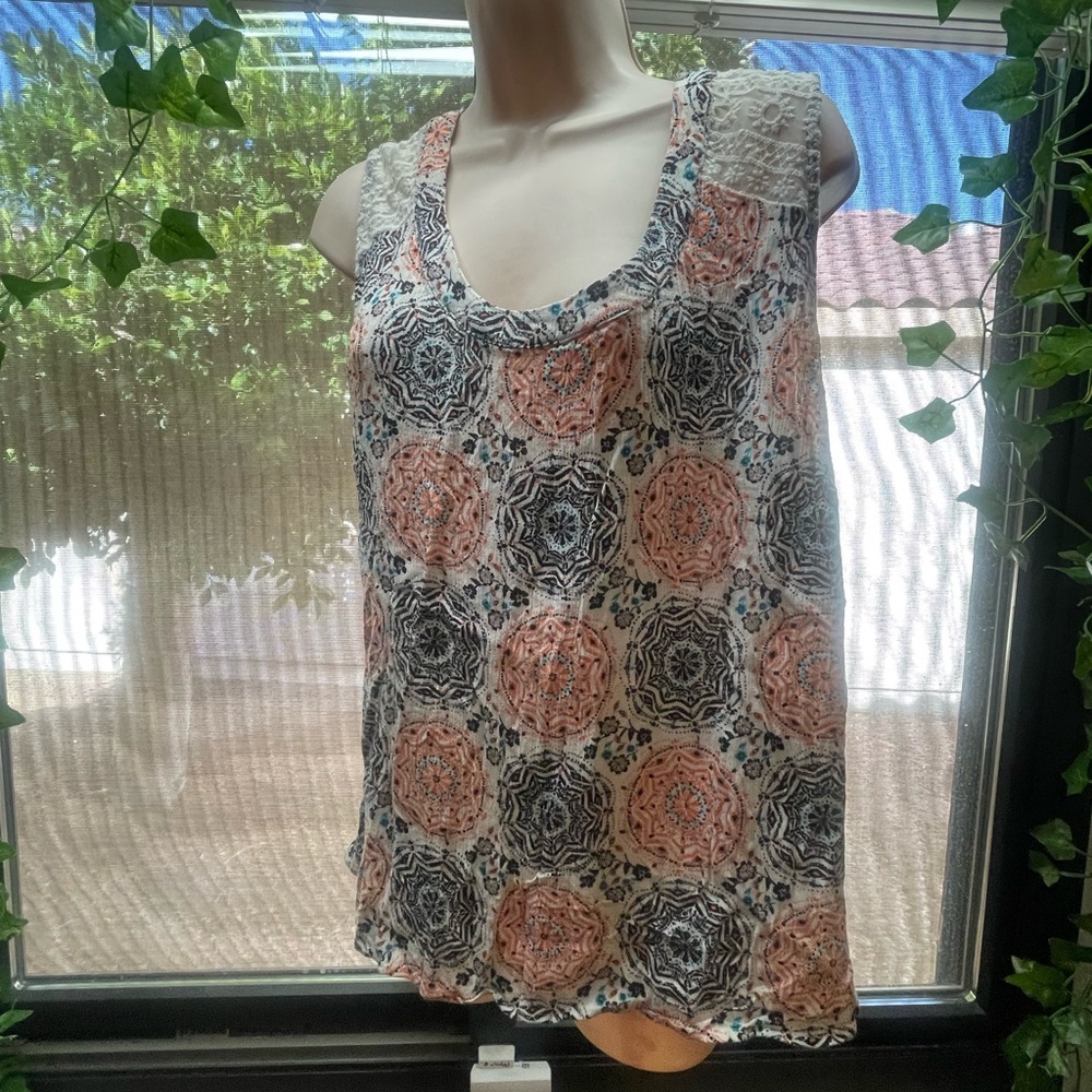 Patterned Sleeveless Top - Pink and Black